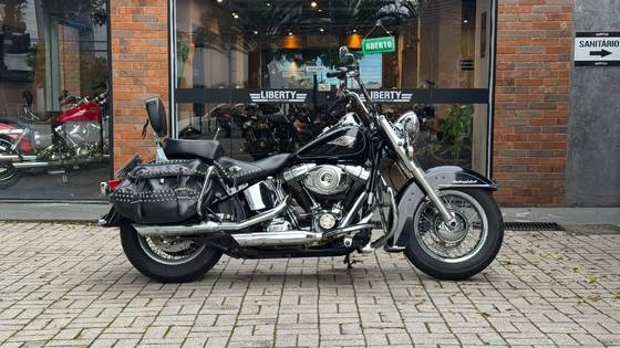 HARLEY-DAVIDSON SOFTAIL HERITAGE CLASSIC HARLEY-DAVIDSON SOFTAIL HERITAGE CLASSIC